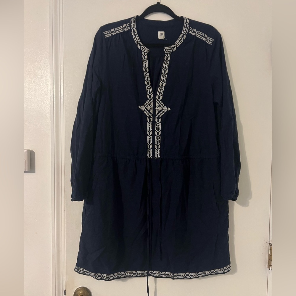 GAP Navy Dress Ivory Embroidery drawstring waist with pockets size L (K124)